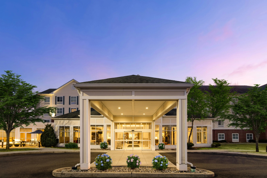 photo 1 of Hilton Garden Inn Milford