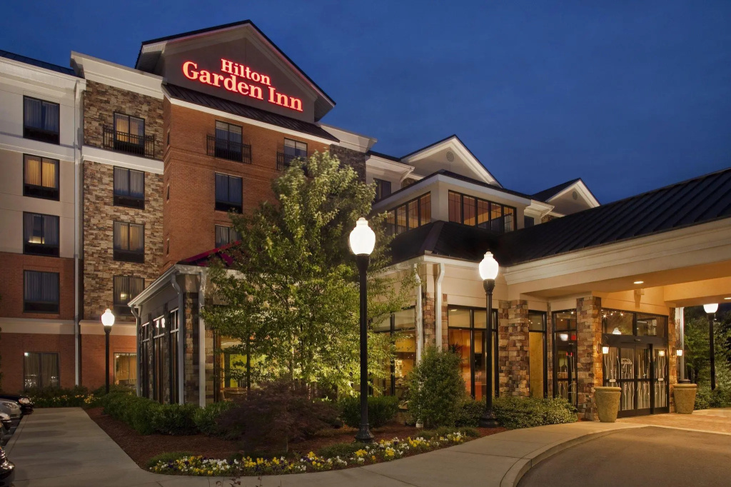 photo 1 of Hilton Garden Inn Nashville/Franklin Cool Springs
