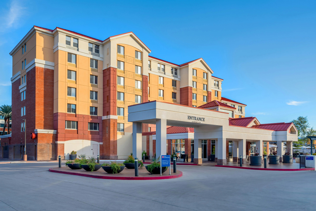photo 1 of Hilton Garden Inn Scottsdale Old Town