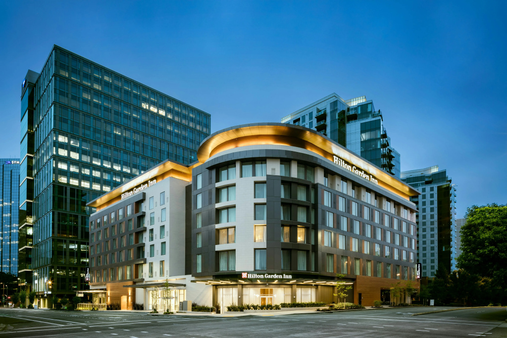 photo 1 of Hilton Garden Inn Seattle Bellevue Downtown, WA