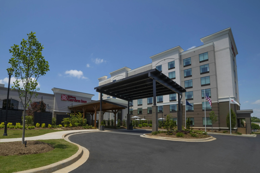 photo 1 of Hilton Garden Inn Spartanburg