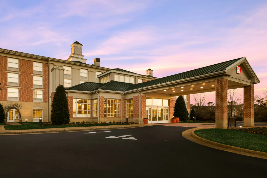photo 1 of Hilton Garden Inn Williamsburg
