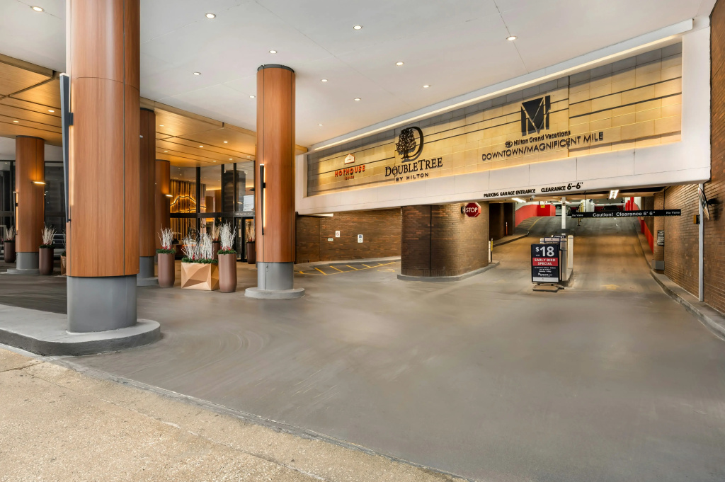 photo 1 of Hilton Grand Vacations Club Chicago Magnificent Mile