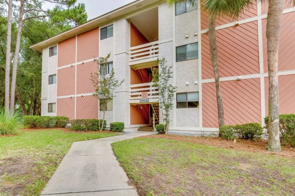 photo 1 of Walk to Beach & Golf Course: Hilton Head Getaway!