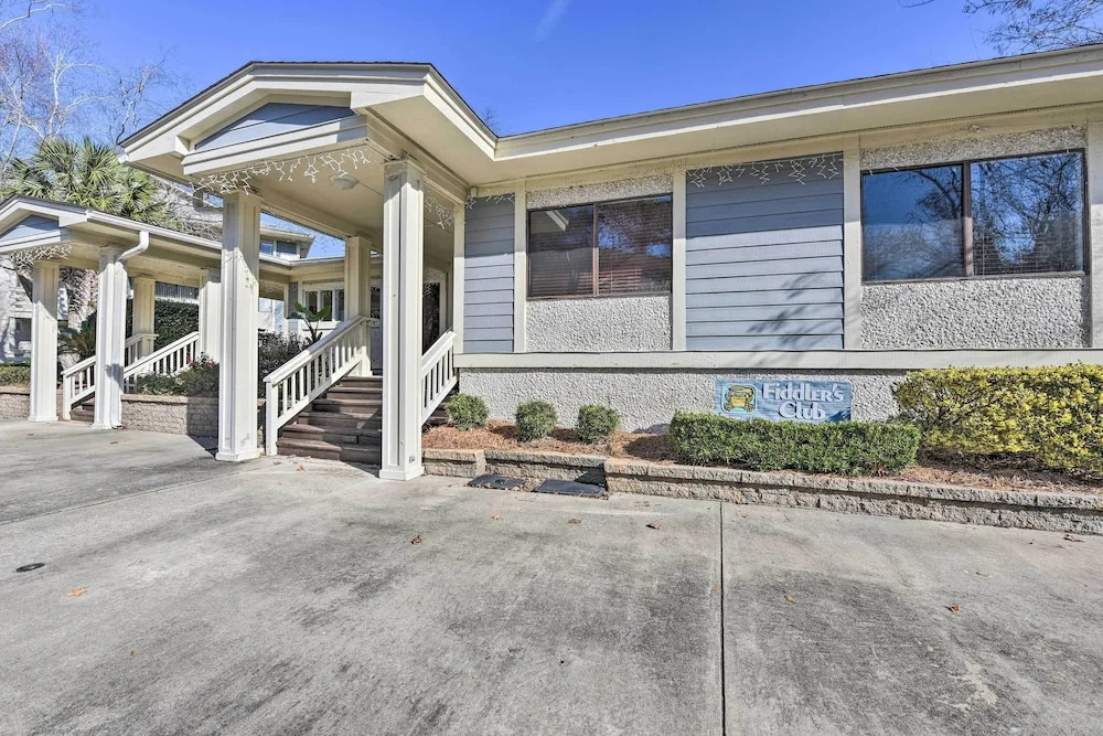 photo 1 of 2 Pools + Hot Tub: Hilton Head Island Condo!