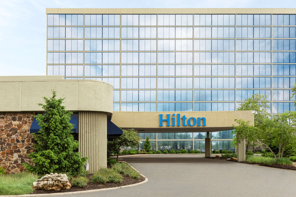 photo 1 of Hilton Kansas City Airport