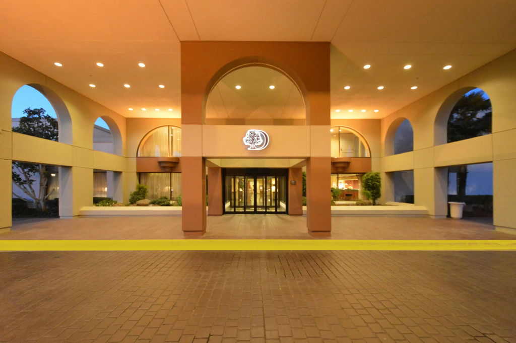 photo 1 of Doubletree by Hilton Newark - Fremont