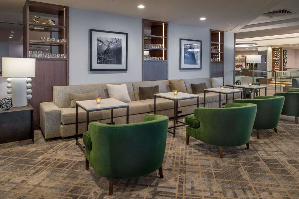 photo 1 of Hilton St. Louis Airport