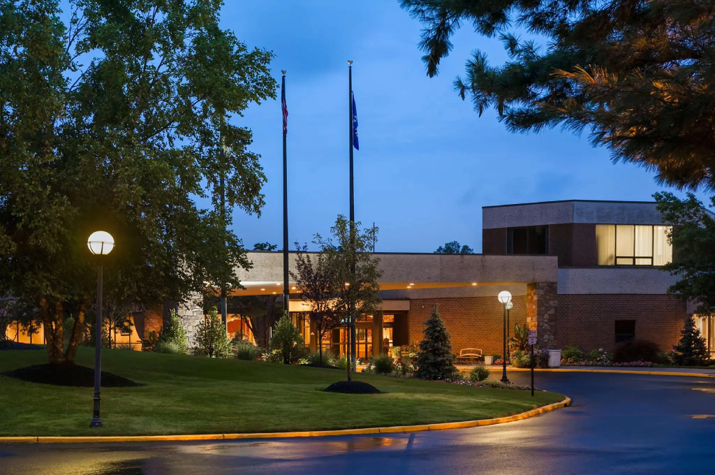 photo 1 of Hilton Woodcliff Lake