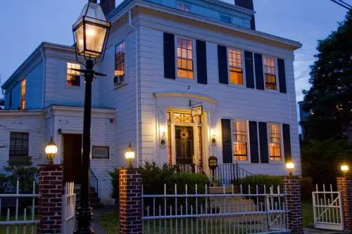 photo 1 of Historic Hill Inn
