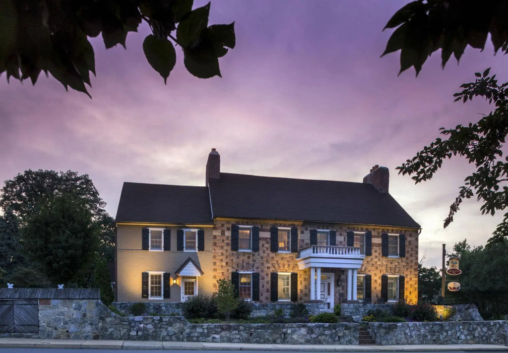photo 1 of Historic Smithton Inn