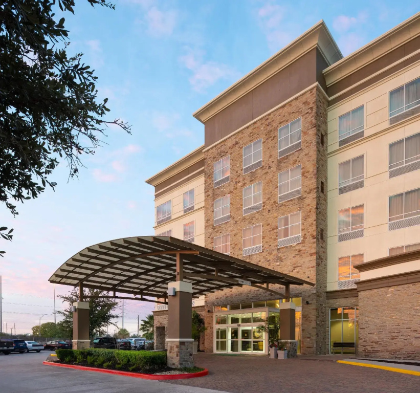 photo 1 of DoubleTree by Hilton Houston Westchase