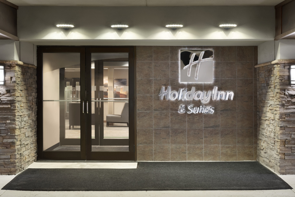 photo 1 of Holiday Inn & Suites Duluth Downtown by IHG