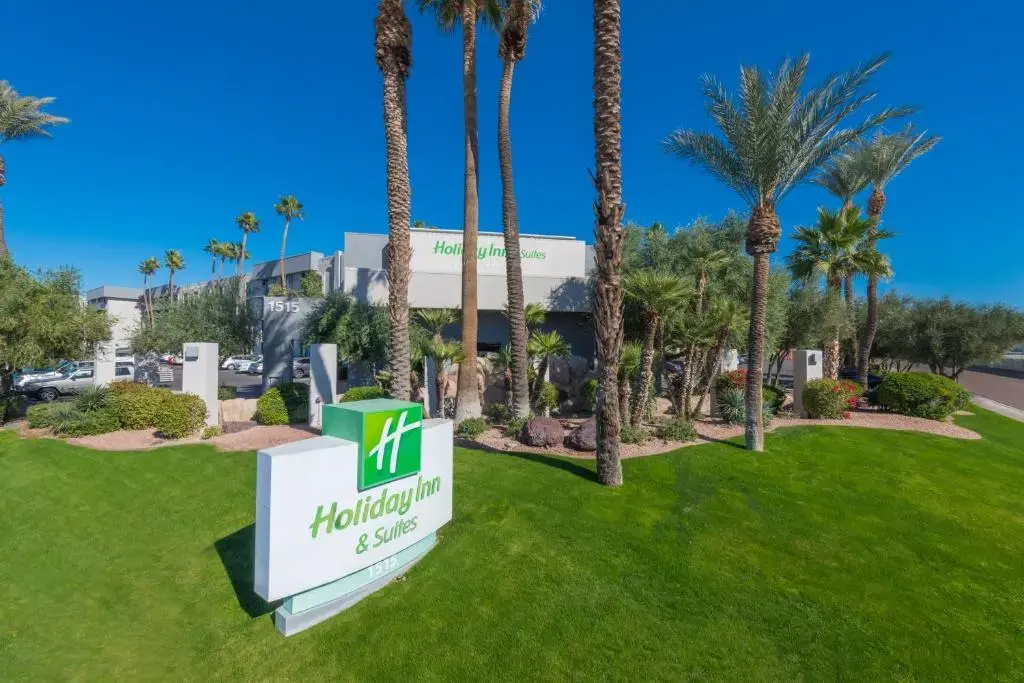 photo 1 of Holiday Inn & Suites Phoenix Airport North by IHG