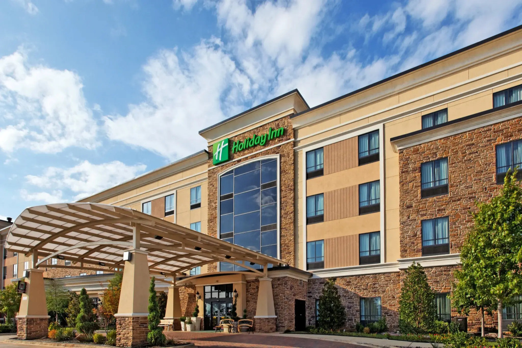 photo 1 of Holiday Inn Arlington NE-Rangers Ballpark by IHG