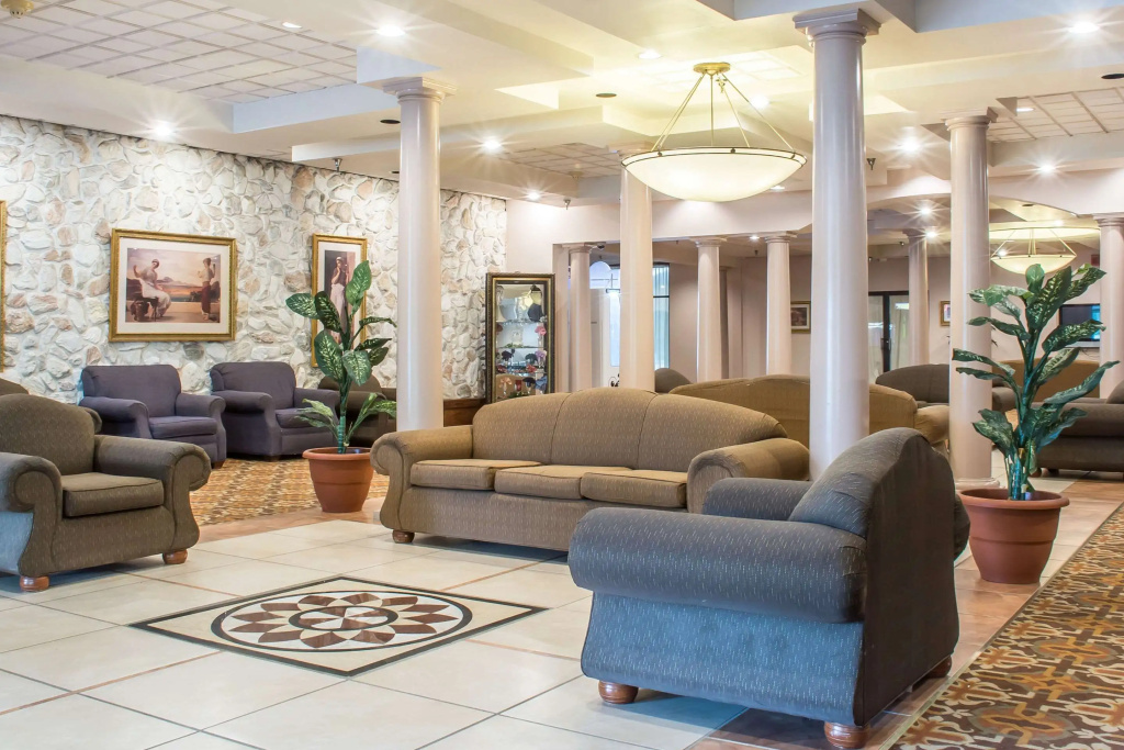 photo 1 of Quality Inn & Suites Palm Island Indoor Waterpark