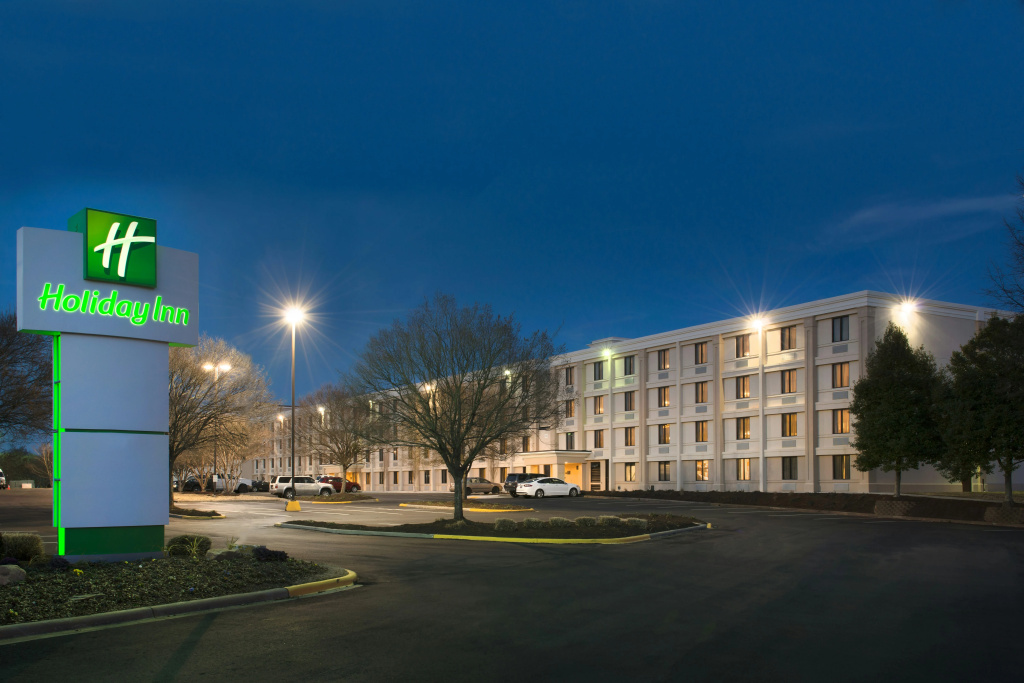 photo 1 of Holiday Inn Charlotte Airport by IHG