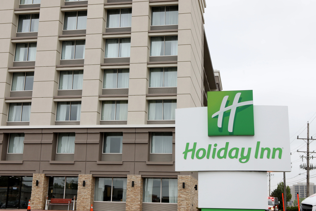 photo 1 of Holiday Inn Chicago Oakbrook by IHG