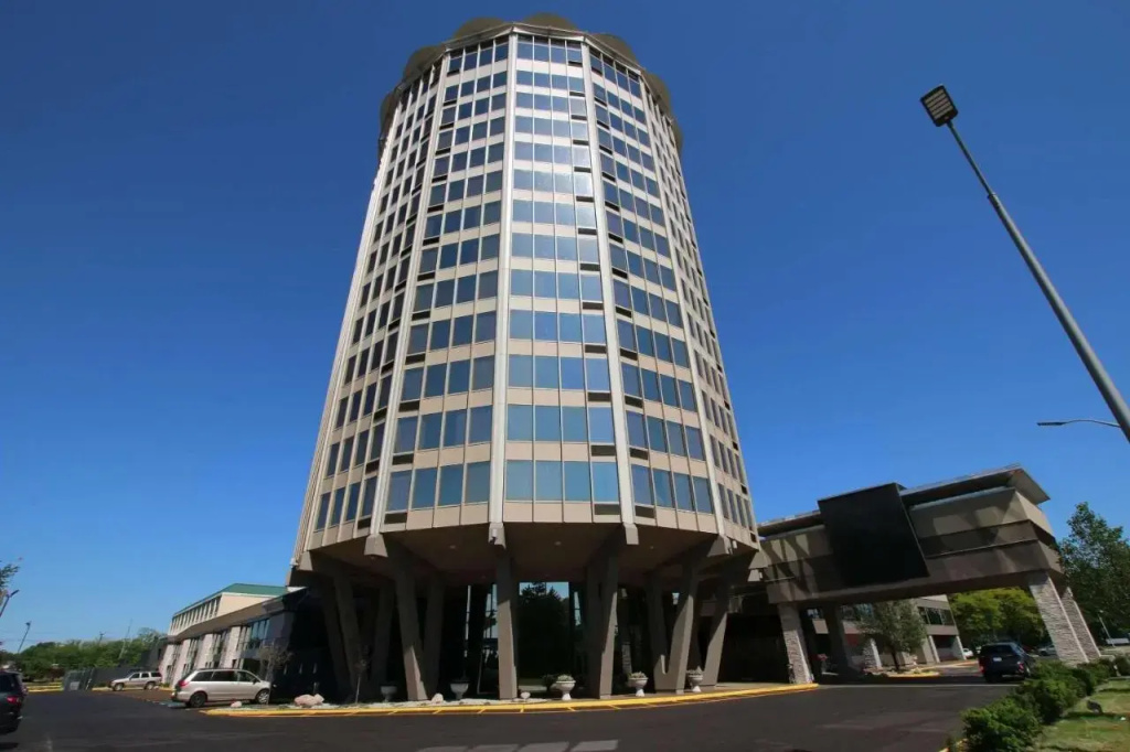 photo 1 of Radisson Hotel Southfield-Detroit