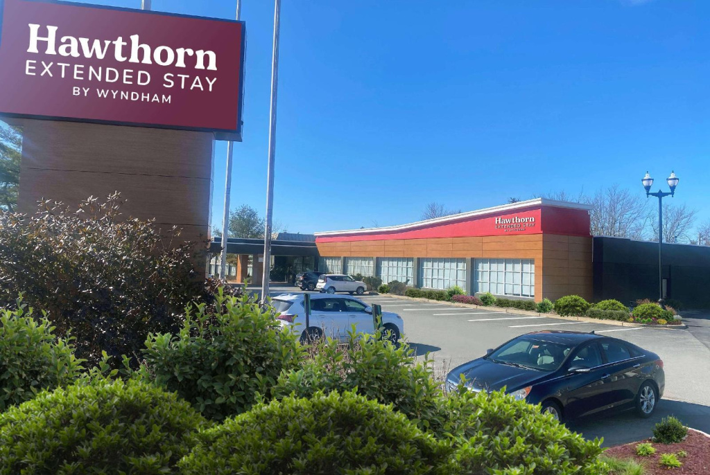 photo 1 of Holiday Inn Ellsworth