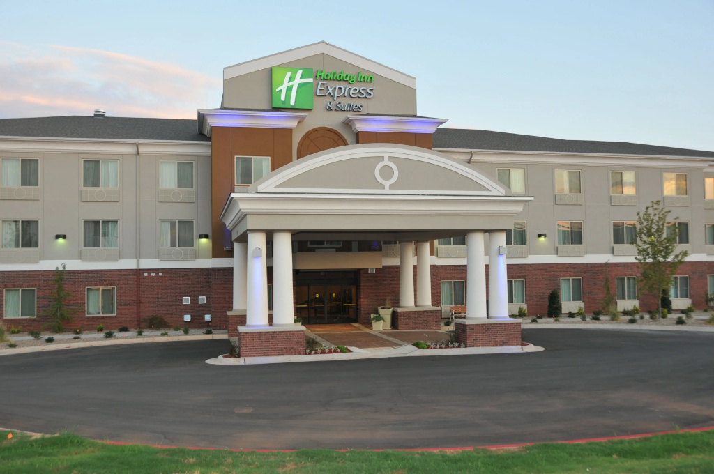 photo 1 of HOLIDAY INN EXP STES CLINTON by IHG