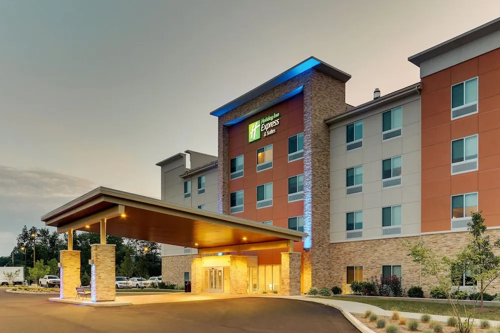 photo 1 of Holiday Inn Express Saugerties Hudson Valley
