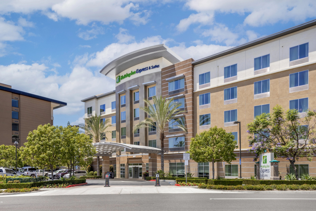 photo 1 of Holiday Inn Express & Suites Anaheim Resort Area by IHG