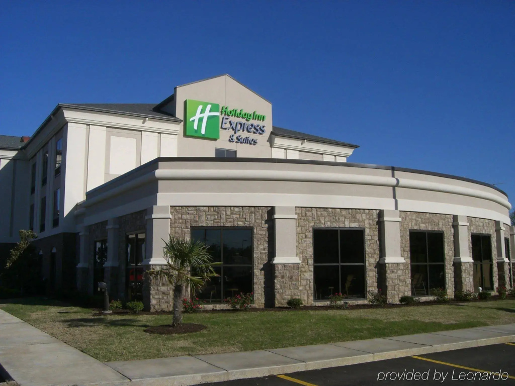 photo 1 of Holiday Inn Express & Suites Covington by IHG