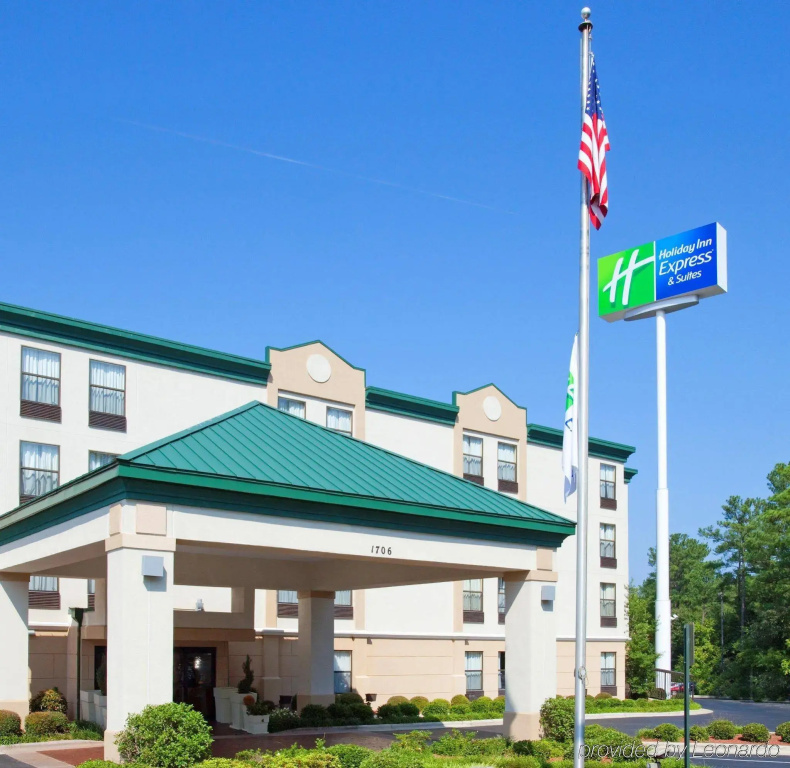 photo 1 of Four Points by Sheraton Fayetteville Fort Bragg