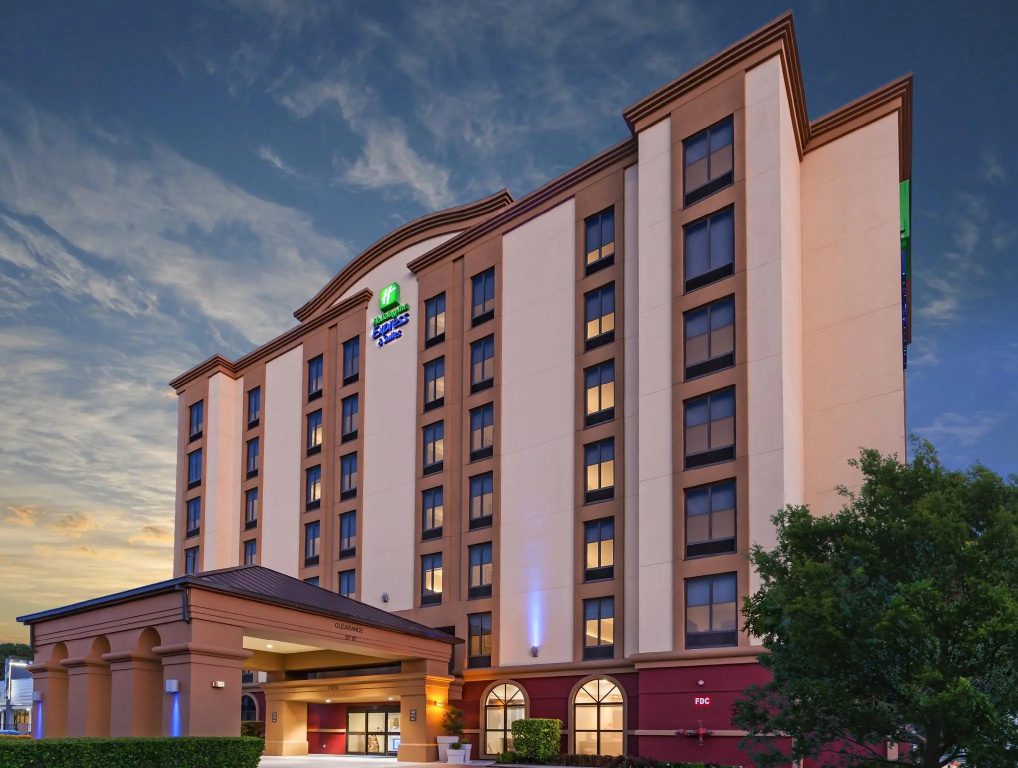 photo 1 of Holiday Inn Express & Suites Houston - Memorial Park Area by IHG