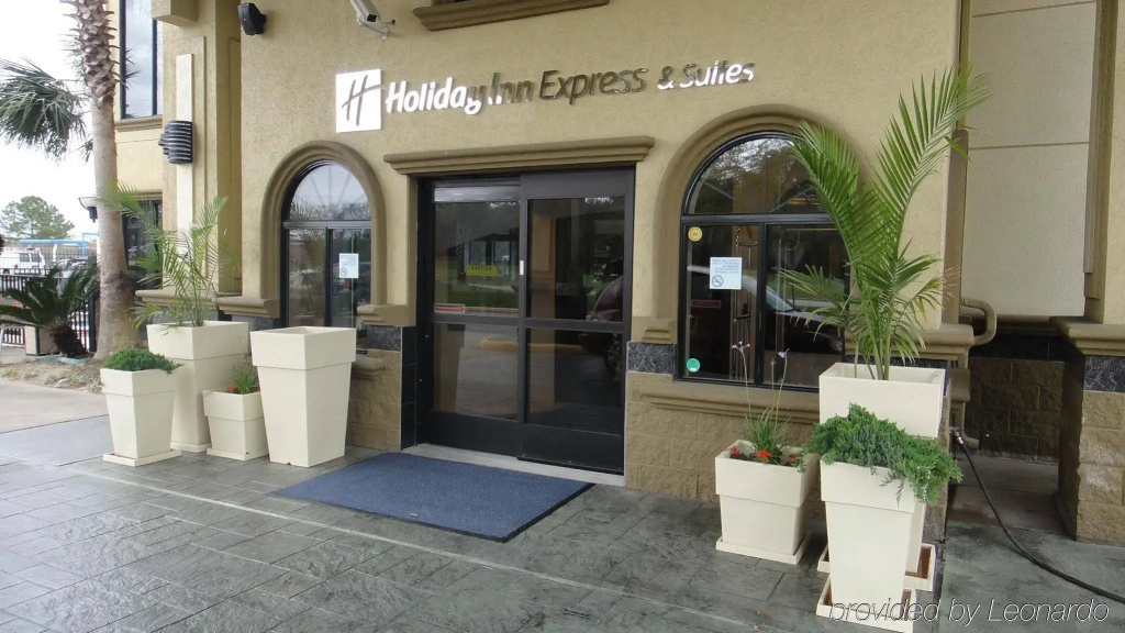 photo 1 of Holiday Inn Express & Suites Houston North Intercontinental by IHG