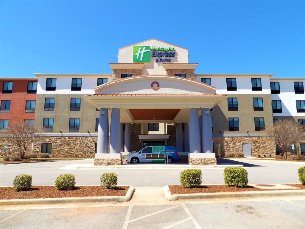 photo 1 of Holiday Inn Express & Suites Huntsville Airport by IHG
