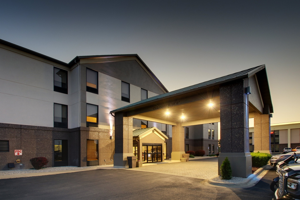 photo 1 of Holiday Inn Express & Suites Lebanon by IHG