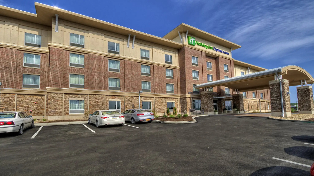 photo 1 of Holiday Inn Express & Suites Pittsburgh SW - Southpointe by IHG