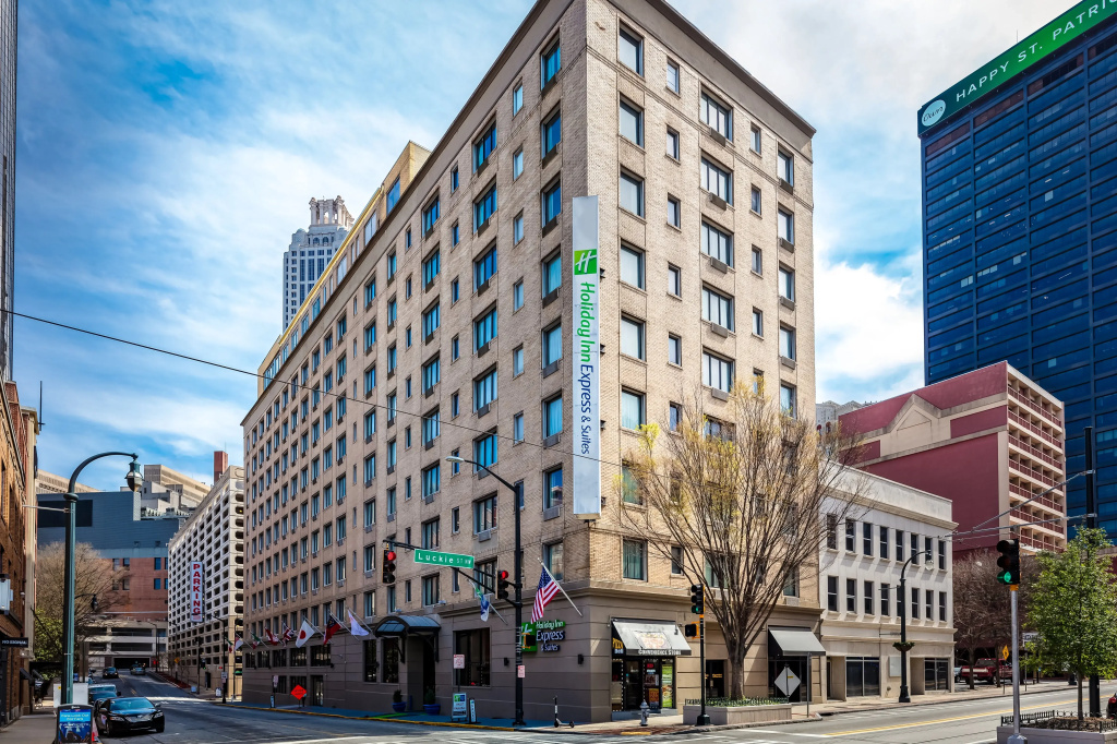 photo 1 of Holiday Inn Express and Suites Atlanta Downtown by IHG