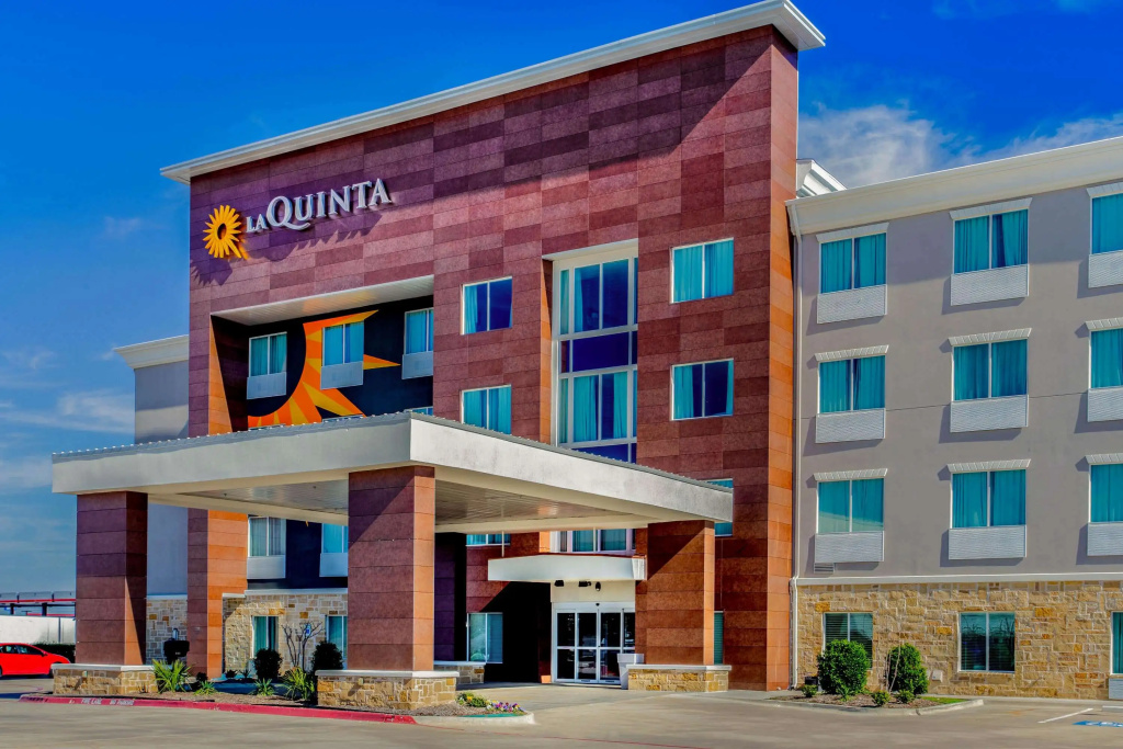 photo 1 of La Quinta Inn & Suites by Wyndham Northlake Fort Worth