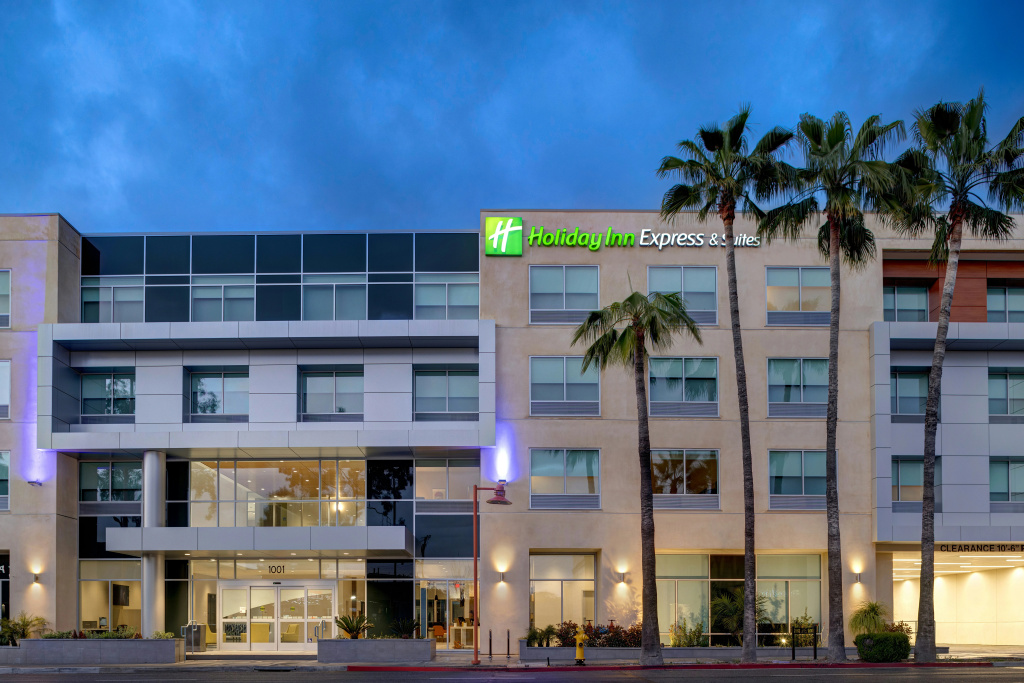photo 1 of Holiday Inn Express & Suites Glendale Downtown by IHG