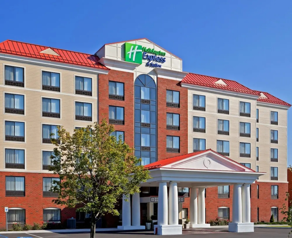 photo 1 of Holiday Inn Express Hotel & Suites Latham