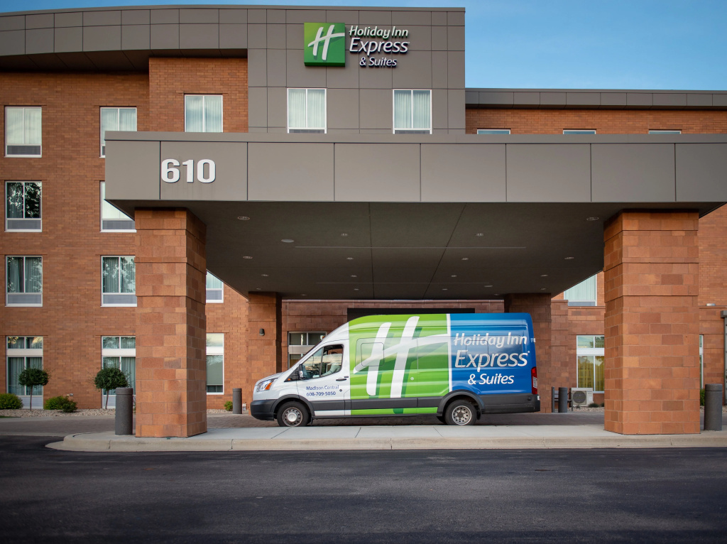 photo 1 of Holiday Inn Express And Suites Madison Centra