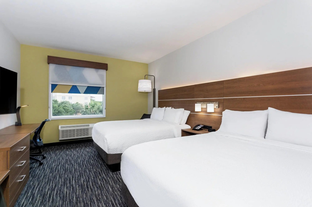photo 1 of Holiday Inn Express and Suites Miramar by IHG