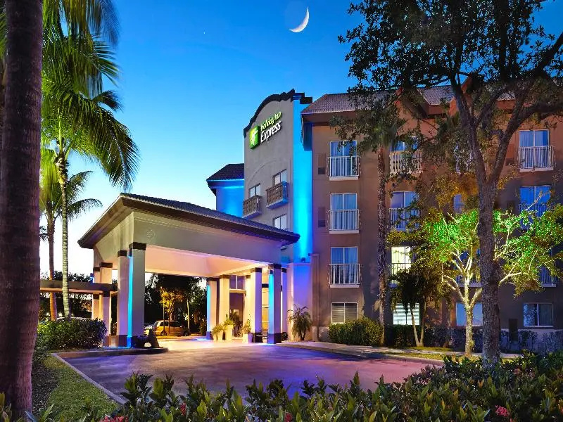 photo 1 of Holiday Inn Express and Suites Naples Downtown