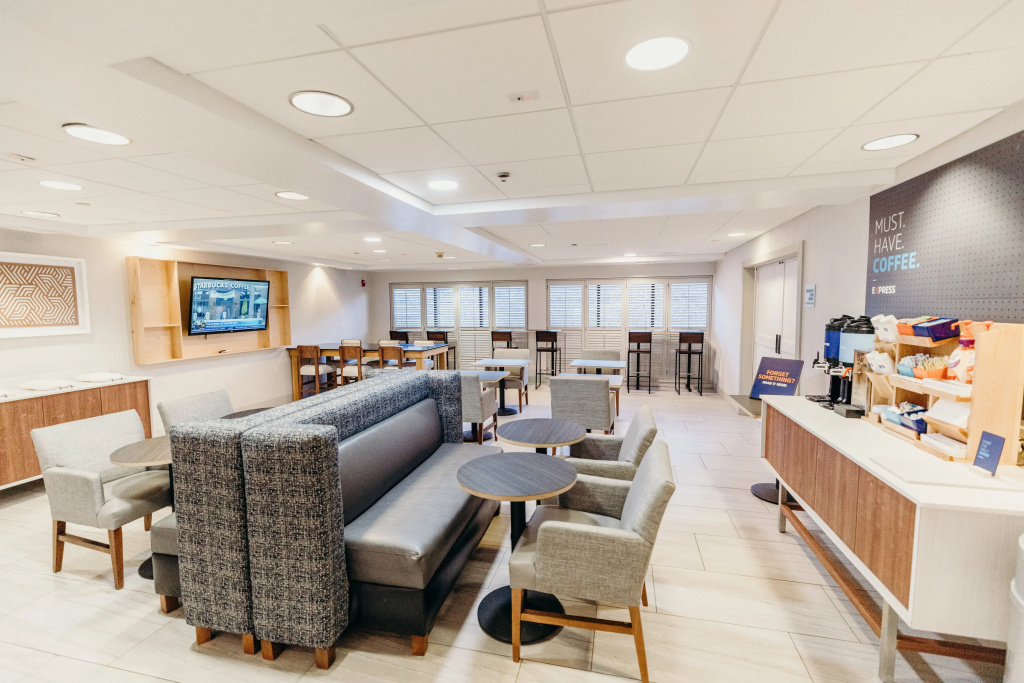 photo 1 of Holiday Inn Express Atlanta NE I-85 Clairmont by IHG