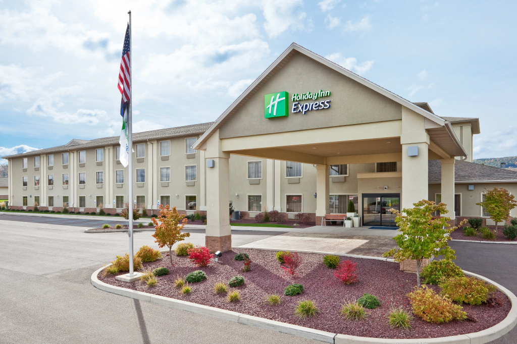 photo 1 of Holiday Inn Express Bloomsburg by IHG