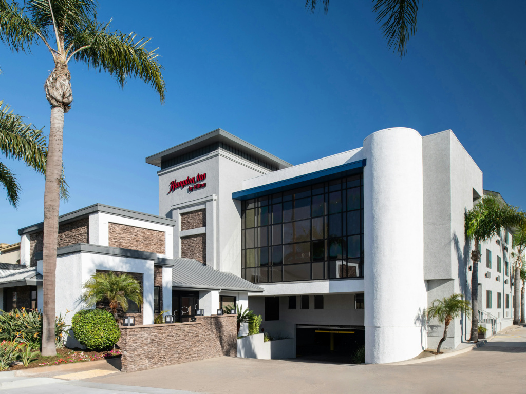 photo 1 of Hampton Inn by Hilton Costa Mesa Newport Beach