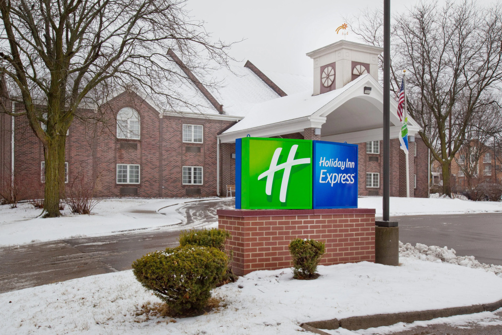photo 1 of Holiday Inn Express Des Moines