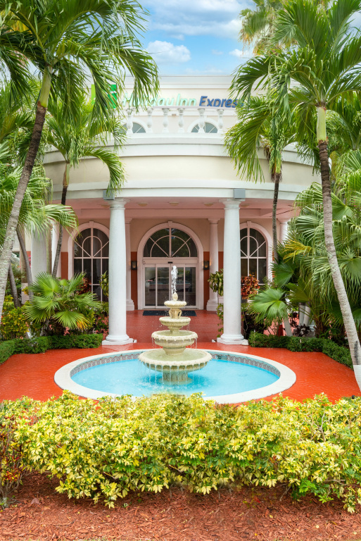 photo 1 of Holiday Inn Express Miami Airport Doral Area by IHG