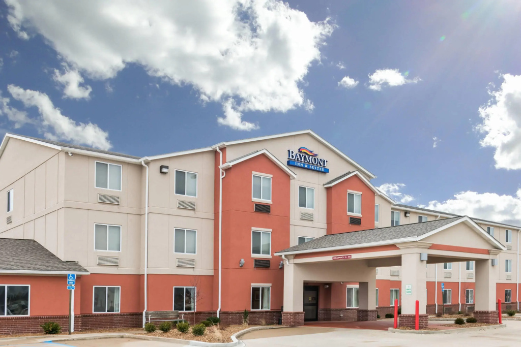 photo 1 of Baymont by Wyndham Fulton