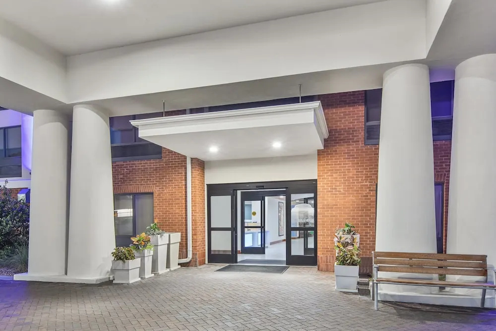 photo 1 of Holiday Inn Express & Suites Hardeeville - Hilton Head by IHG