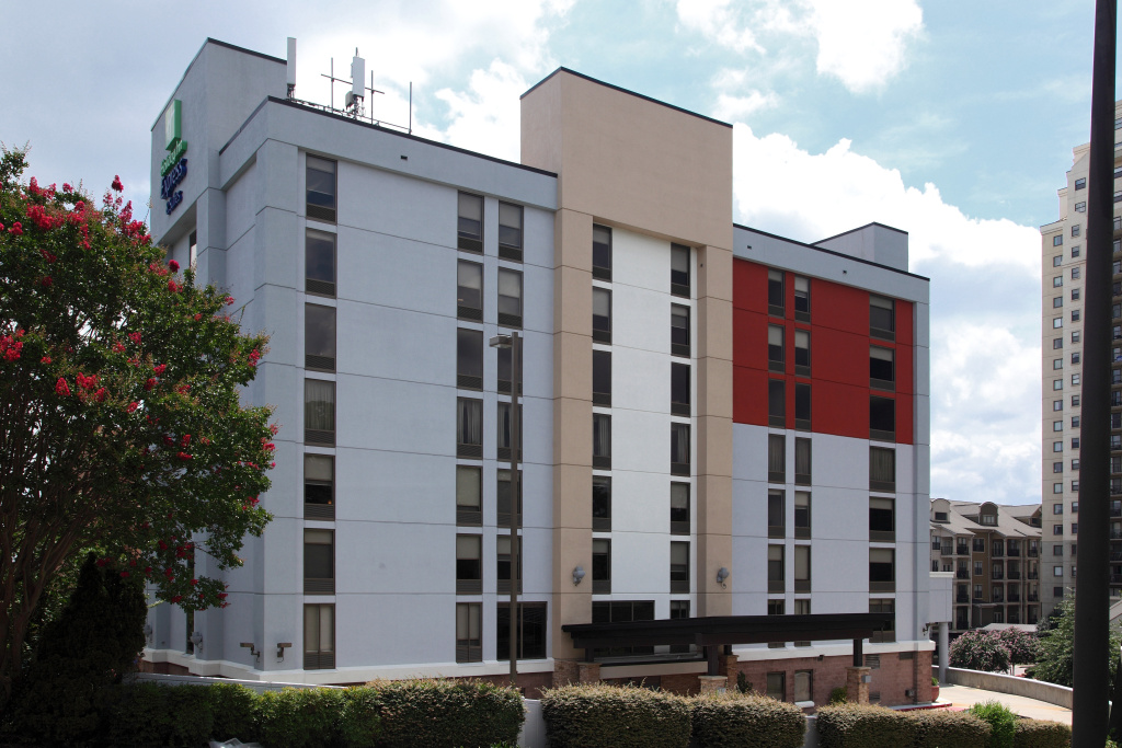 photo 1 of Holiday Inn Express & Suites Atlanta N-Perimeter Mall Area by IHG