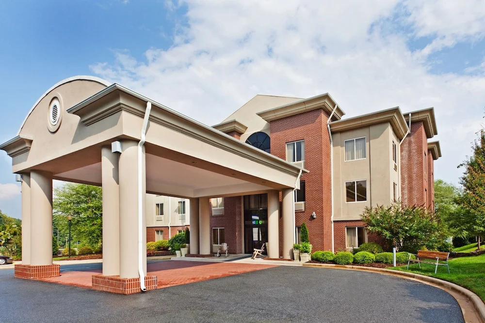 photo 1 of Comfort Inn & Suites Brevard